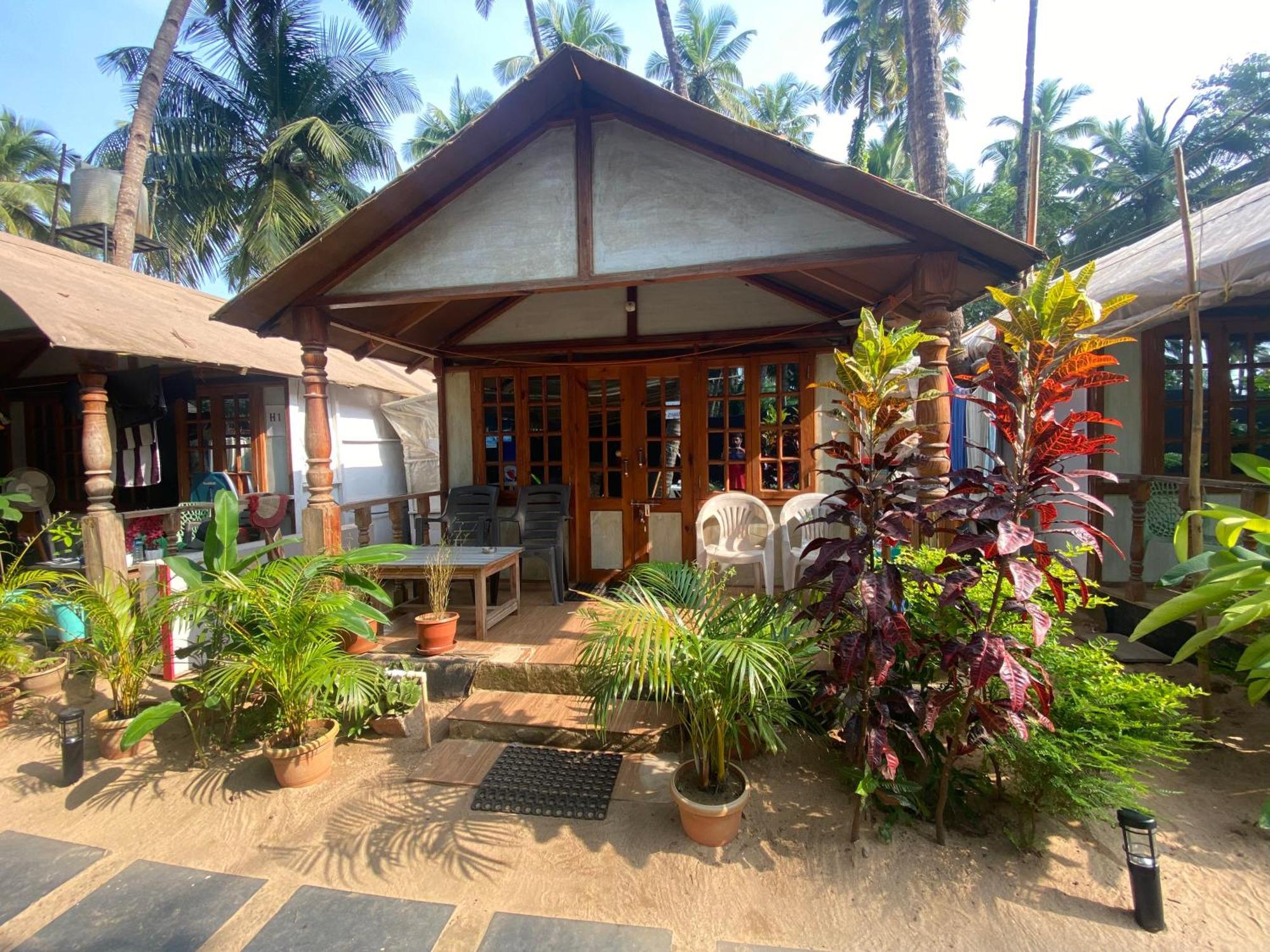 Tropical Bay Hostel Palolem Luaran gambar